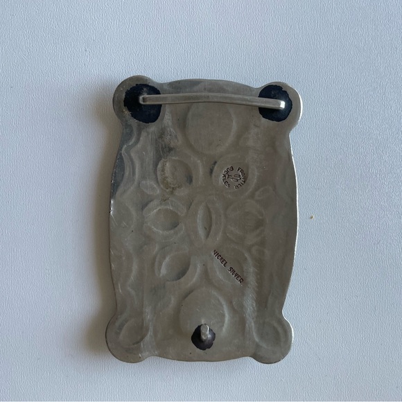 Silver Belt Buckle with Horse Design and Turquoise Accents - Picture 4 of 6